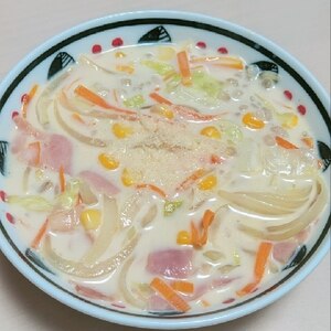 春キャベツで作るヘルシー豆乳スープ